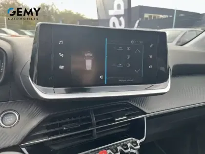 Photo 12 Peugeot 208  Electrique 50 kWh 136ch