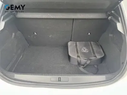 Photo 5 Peugeot 208  Electrique 50 kWh 136ch