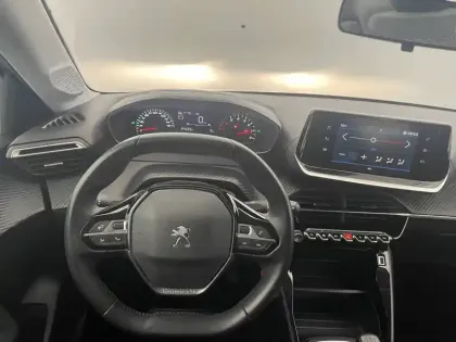 Photo 21 Peugeot 208  PureTech 75 S&S BVM5