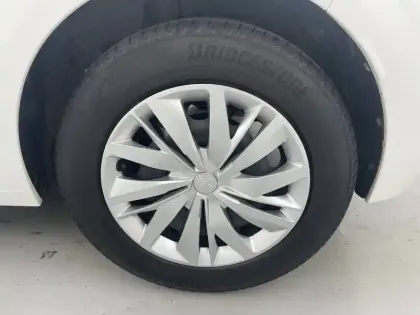 Photo 15 Peugeot 208  PureTech 75 S&S BVM5