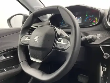Photo 30 Peugeot 208  Electrique 50 kWh 136ch