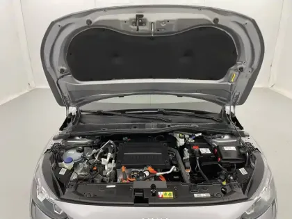 Photo 21 Peugeot 208  Electrique 50 kWh 136ch