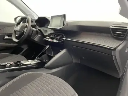 Photo 24 Peugeot 208  Electrique 50 kWh 136ch