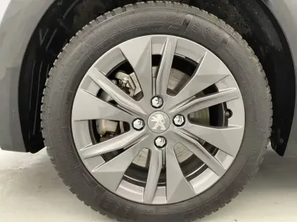 Photo 19 Peugeot 208  Electrique 50 kWh 136ch