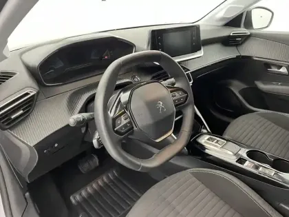 Photo 31 Peugeot 208  Electrique 50 kWh 136ch