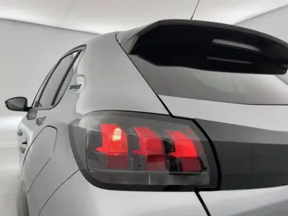 Photo 28 Peugeot 208  Electrique 50 kWh 136ch