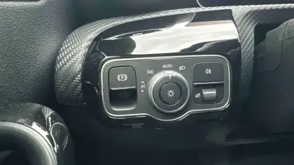 Photo 14 Mercedes Classe A  200 7G-DCT