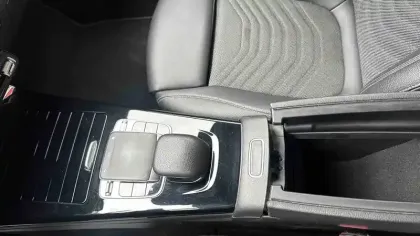 Photo 16 Mercedes Classe A  200 7G-DCT