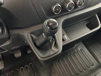 Photo 21 Renault Master  FGN TRAC F3300 L2H2 BLUE DCI 150