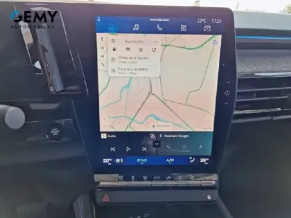 Photo 13 Renault Espace  E-Tech full hybrid 200 GSR2