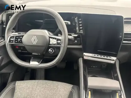 Photo 24 Renault Espace  E-Tech full hybrid 200 GSR2