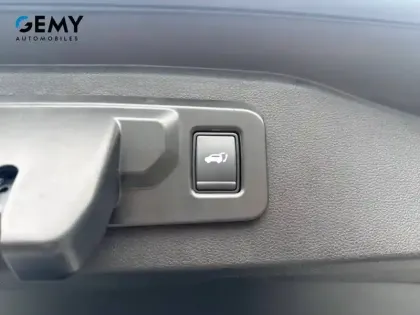 Photo 33 Renault Espace  E-Tech full hybrid 200 GSR2