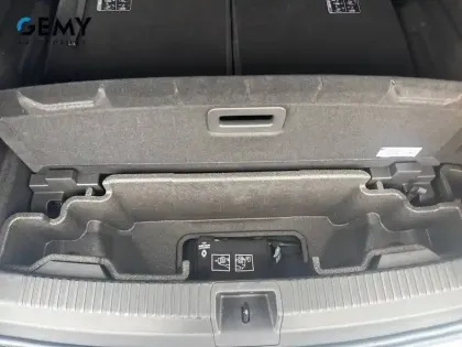 Photo 31 Renault Espace  E-Tech full hybrid 200 GSR2