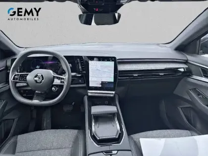 Photo 7 Renault Espace  E-Tech hybrid 200