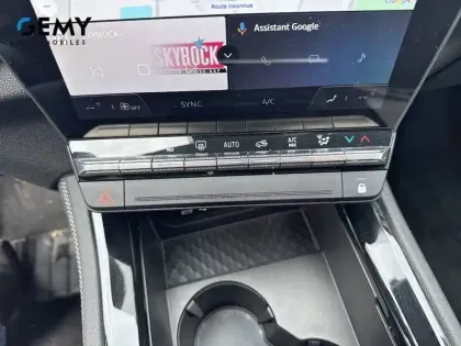 Photo 23 Renault Espace  E-Tech hybrid 200