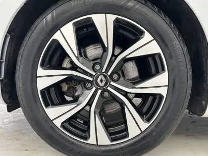 Photo 27 Renault Clio  E-Tech 140 - 21