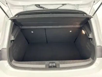 Photo 26 Renault Clio  E-Tech 140 - 21