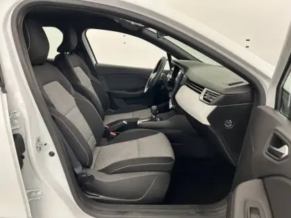 Photo 22 Renault Clio  E-Tech 140 - 21