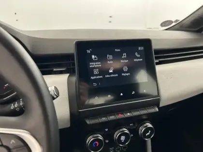 Photo 20 Renault Clio  E-Tech 140 - 21