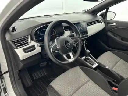 Photo 18 Renault Clio  E-Tech 140 - 21