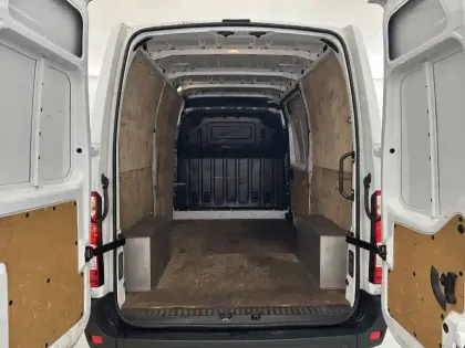 Photo 31 Renault Master  FGN TRAC F3300 L2H2 ENERGY DCI 150