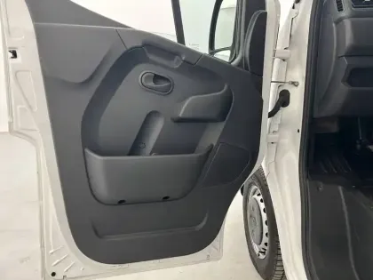 Photo 24 Renault Master  FGN TRAC F3300 L2H2 ENERGY DCI 150