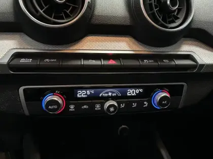 Photo 7 Audi Q2  35 TFSI 150 S tronic 7