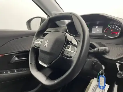 Photo 29 Peugeot 208  PureTech 75 S&S BVM5