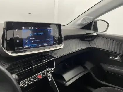 Photo 24 Peugeot 208  PureTech 75 S&S BVM5