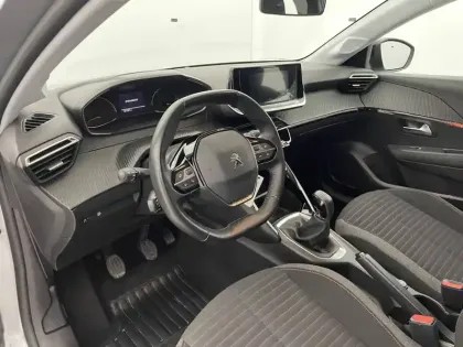 Photo 25 Peugeot 208  PureTech 75 S&S BVM5