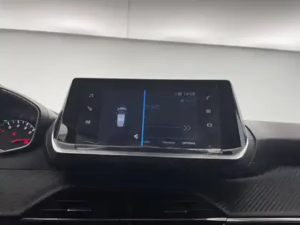 Photo 31 Peugeot 208  PureTech 75 S&S BVM5