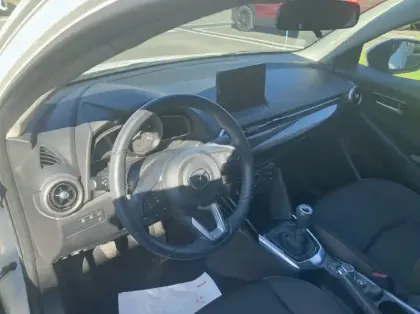 Photo 2 Mazda 2 1.5 e-SKYACTIV G M Hybrid 90ch Elégance 0