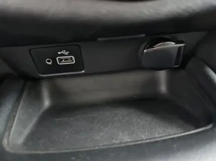 Photo 17 Nissan Juke 1.0 DIG-T 114ch N-Connecta DCT 2023