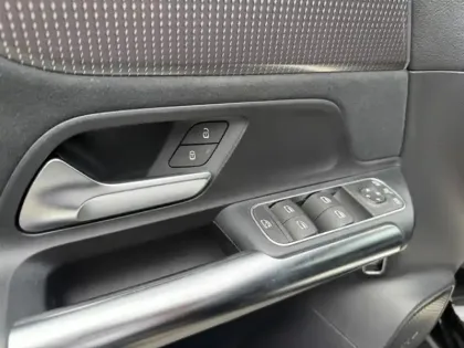 Photo 47 Mercedes EQA 250 AMG Line