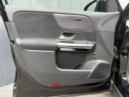 Photo 16 Mercedes EQA 250 AMG Line