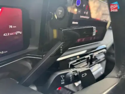 Photo 224 Renault 4  E-Tech Electrique 150ch Iconic autonomie confort