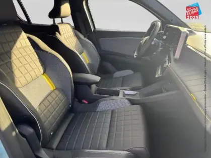 Photo 139 Renault 4  E-Tech Electrique 150ch Iconic autonomie confort