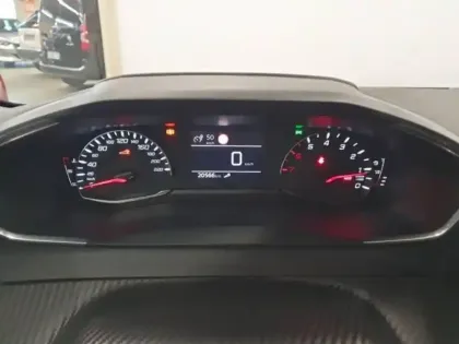 Photo 14 Peugeot 208  1.2 PureTech 75ch S&S Style