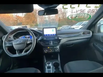 Photo 8 Ford Kuga  2.5 Duratec 190ch FHEV E85 ST-Line BVA