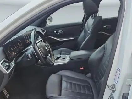 Photo 6 BMW Serie 3 Série 3 Touring 320dA xDrive 190ch M Sport