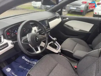 Photo 14 Renault Clio  1.0 TCe 90ch Techno GPS Camera