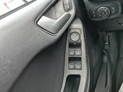 Photo 7 Ford Fiesta  1.0 Flexifuel 95ch ST-Line X 5p