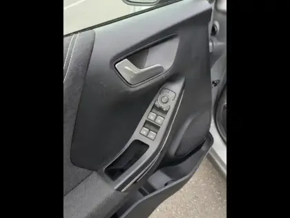 Photo 9 Ford Puma  1.0 Flexifuel 125ch S&S mHEV Titanium