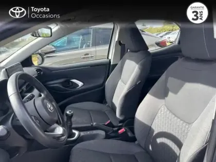 Photo 10 Toyota Yaris  70 VVT-i Dynamic 5p MY22
