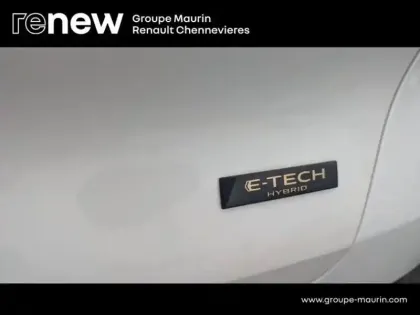 Photo 13 Renault Captur  1.6 E-Tech hybride 145ch Techno