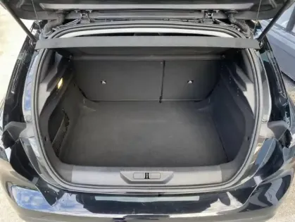 Photo 17 Peugeot 308 III PureTech 130 S&amp;S EAT8 ACTIVE PACK