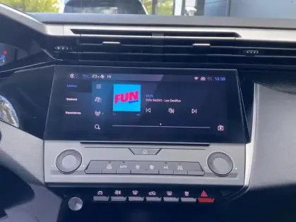 Photo 5 Peugeot 308 III PureTech 130 S&amp;S EAT8 ACTIVE PACK