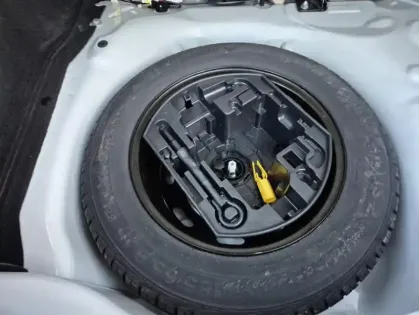 Photo 16 Citroën C4 Cactus PureTech 110 S&amp;S EAT6 Feel Business