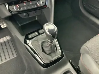 Photo 23 Opel Corsa  1.2 Turbo 100 ch BVM6 GS Line