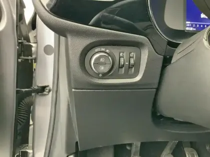 Photo 16 Opel Corsa  1.2 Turbo 100 ch BVM6 GS Line